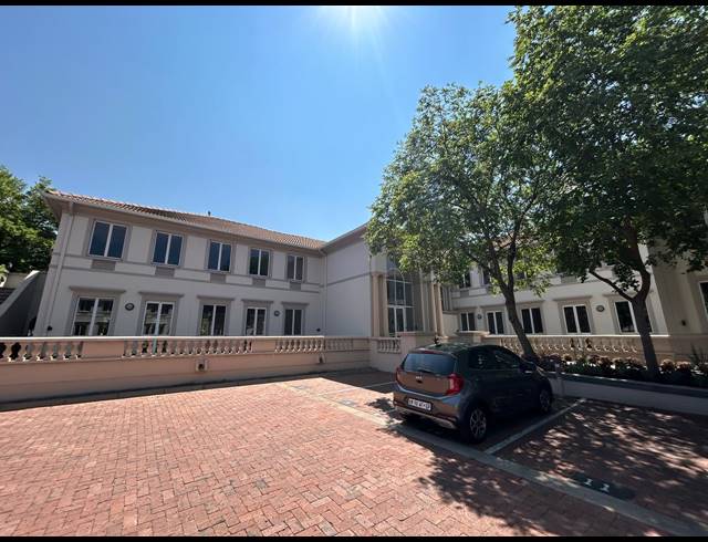 1,173M² OFFICE TO LET IN SANDTON CENTRAL